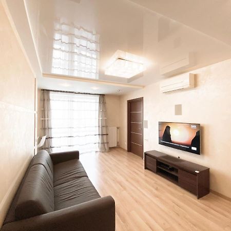 2-Bedroom Apartment Most City Area, Ekaterynoslav Square Dnipro Eksteriør bilde