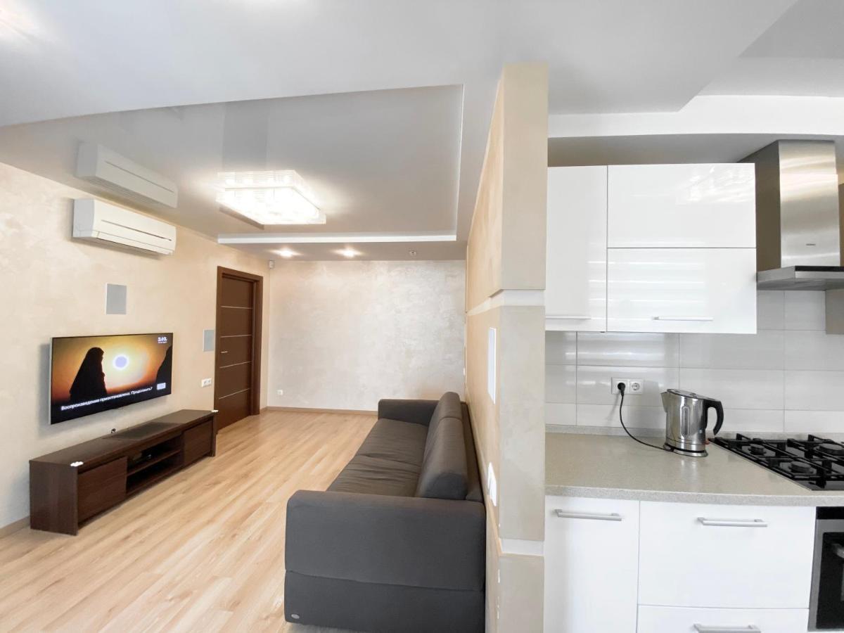 2-Bedroom Apartment Most City Area, Ekaterynoslav Square Dnipro Eksteriør bilde