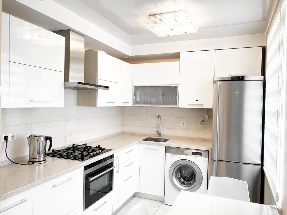 2-Bedroom Apartment Most City Area, Ekaterynoslav Square Dnipro Eksteriør bilde